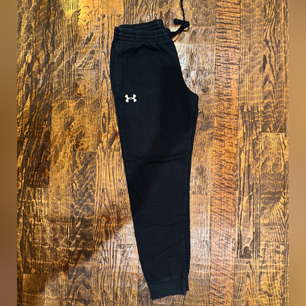 Boys Under Armour Black Sweatpants XL